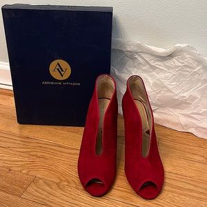 NEVER WORN - ADRIENNE VITRADINI, Red Heels, 8.5M